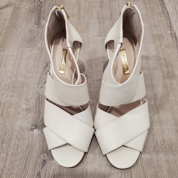 NEW Louise Et Cie White Kriztsa Block Heel Sandal - Picture 3 of 13